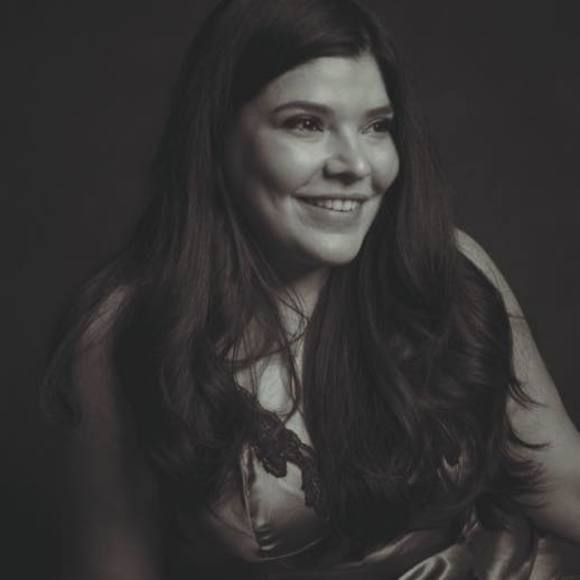 Meet your Posher, Ashley - Picture 1 of 1